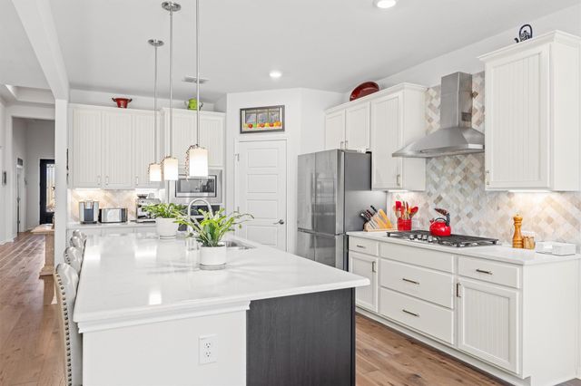 210 Raptor Beak WAY, Cedar Creek, TX 78612