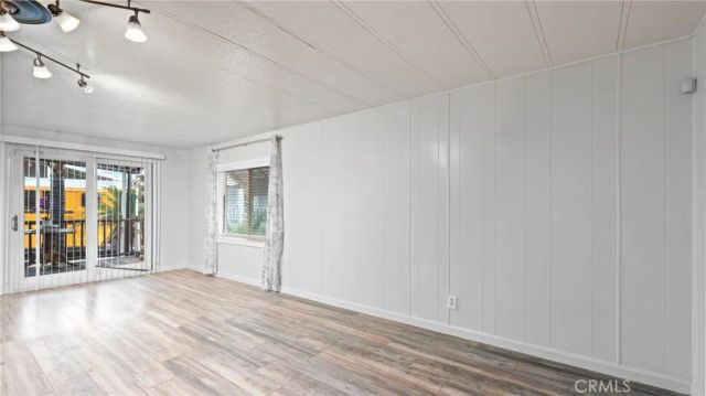 1445 W Florida Ave 85, Hemet, CA 92543