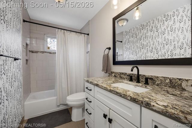 4411 Robinwood Avenue, Royal Oak, MI 48073