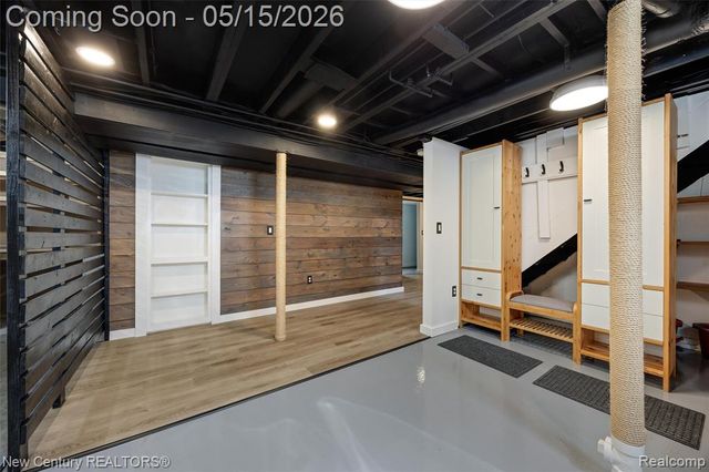4411 Robinwood Avenue, Royal Oak, MI 48073