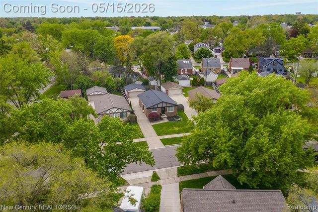 4411 Robinwood Avenue, Royal Oak, MI 48073