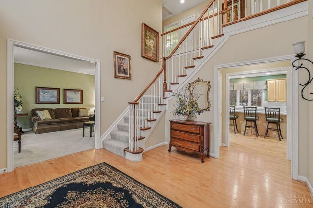 1426 Miami Lake Drive, Miami Twp, OH 45140