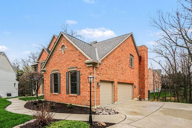 1426 Miami Lake Drive, Miami Twp, OH 45140