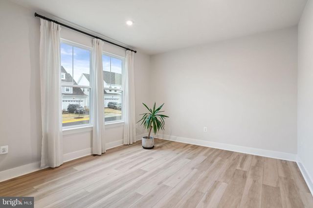 1924 SERVICEBERRY RD, Dumfries, VA 22026