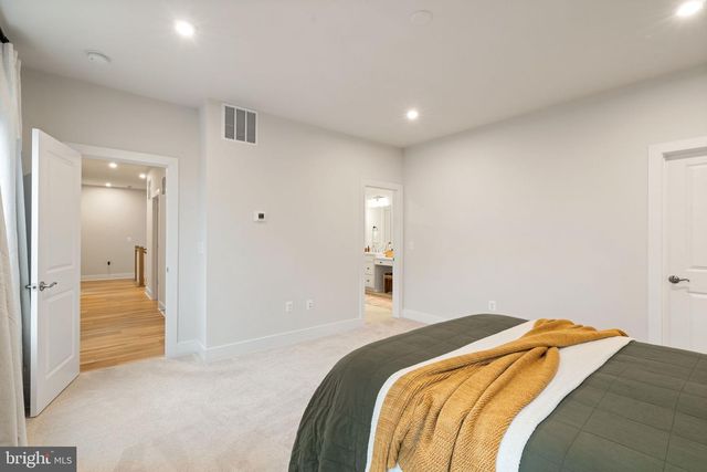 1924 SERVICEBERRY RD, Dumfries, VA 22026