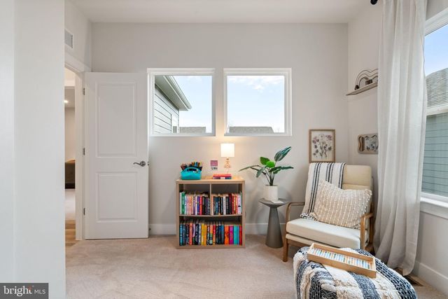 1924 SERVICEBERRY RD, Dumfries, VA 22026