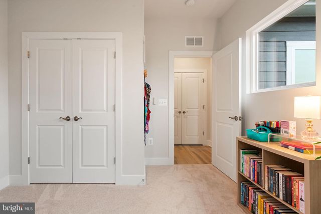 1924 SERVICEBERRY RD, Dumfries, VA 22026