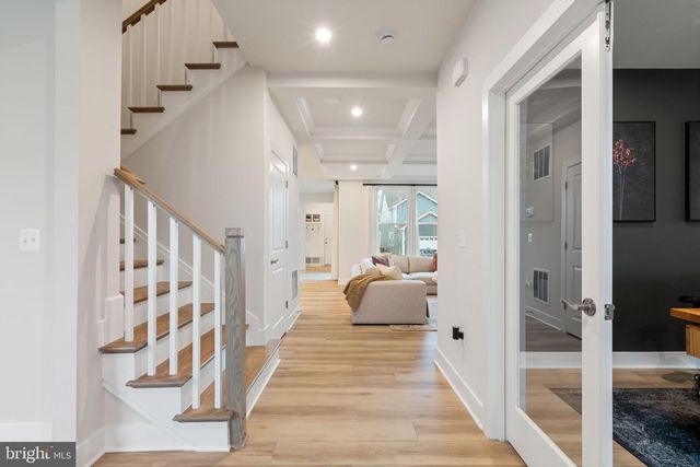 1924 SERVICEBERRY RD, Dumfries, VA 22026