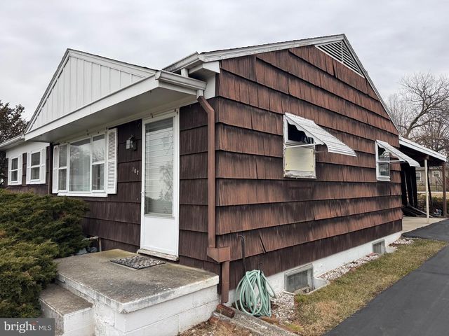 102 LINCOLN DRIVE, Fayetteville, PA 17222