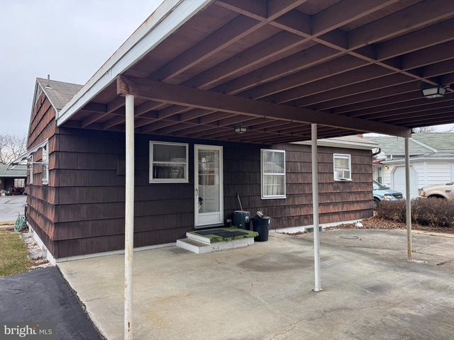 102 LINCOLN DRIVE, Fayetteville, PA 17222