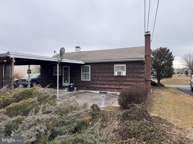 102 LINCOLN DRIVE, Fayetteville, PA 17222