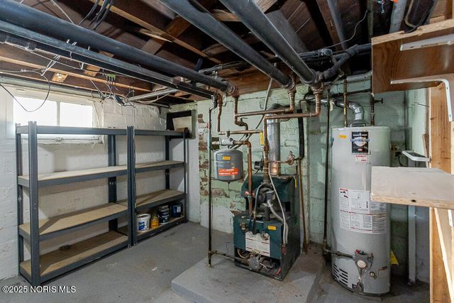 2310 Tremainsville Road, Toledo, OH 43613