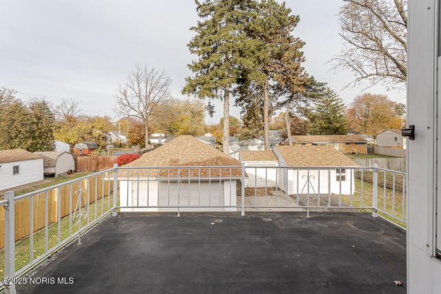 2310 Tremainsville Road, Toledo, OH 43613