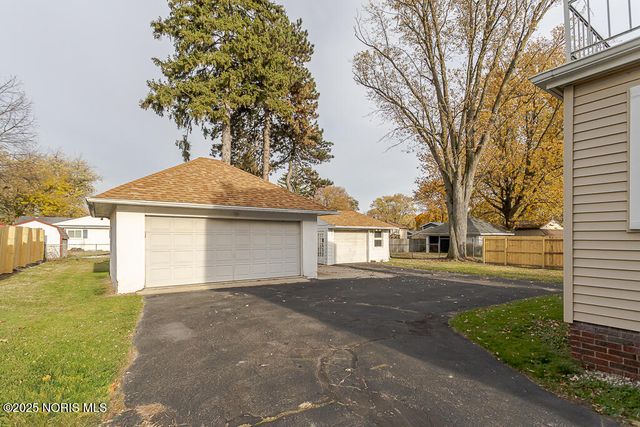2310 Tremainsville Road, Toledo, OH 43613