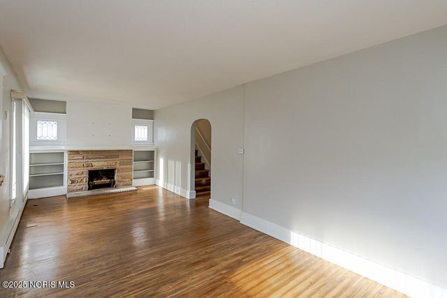 2310 Tremainsville Road, Toledo, OH 43613