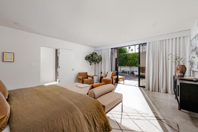 2044 S Tulare Drive, Palm Springs, CA 92264