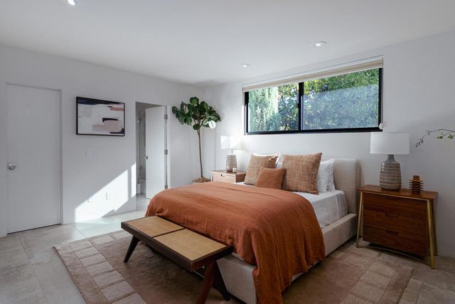 2044 S Tulare Drive, Palm Springs, CA 92264