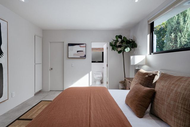 2044 S Tulare Drive, Palm Springs, CA 92264