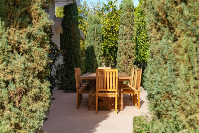 2044 S Tulare Drive, Palm Springs, CA 92264