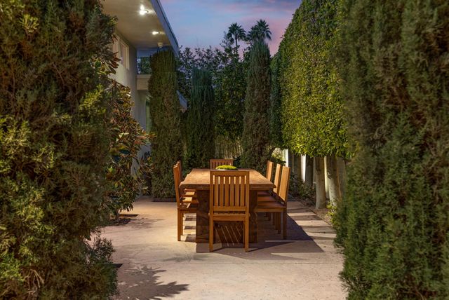 2044 S Tulare Drive, Palm Springs, CA 92264