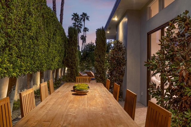 2044 S Tulare Drive, Palm Springs, CA 92264