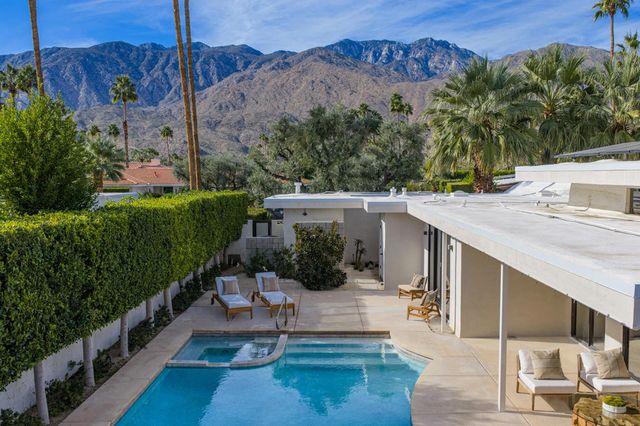 2044 S Tulare Drive, Palm Springs, CA 92264