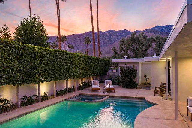 2044 S Tulare Drive, Palm Springs, CA 92264