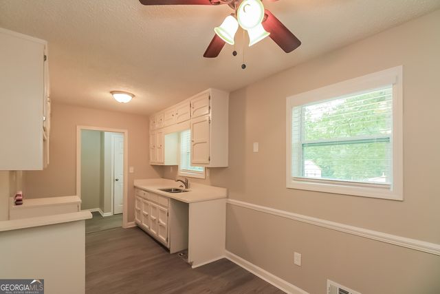 6862 Red Maple Drive, Rex, GA 30273