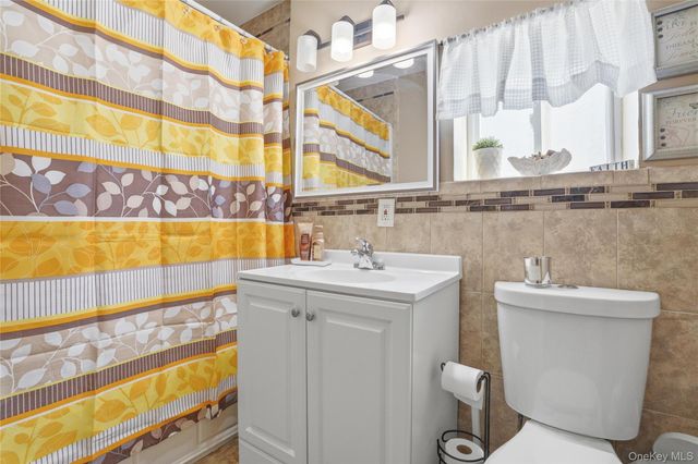 2866 Dewey Avenue, Bronx, NY 10465