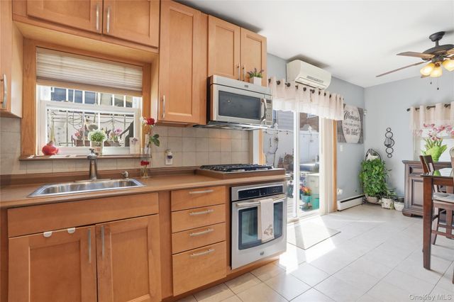 2866 Dewey Avenue, Bronx, NY 10465