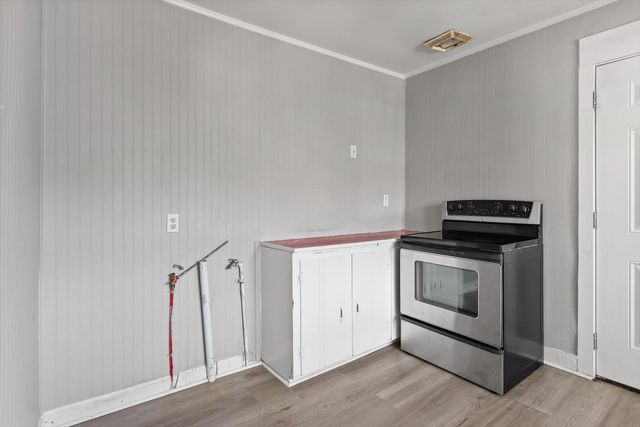 1006 Mcfarland Avenue, Rossville, GA 30741