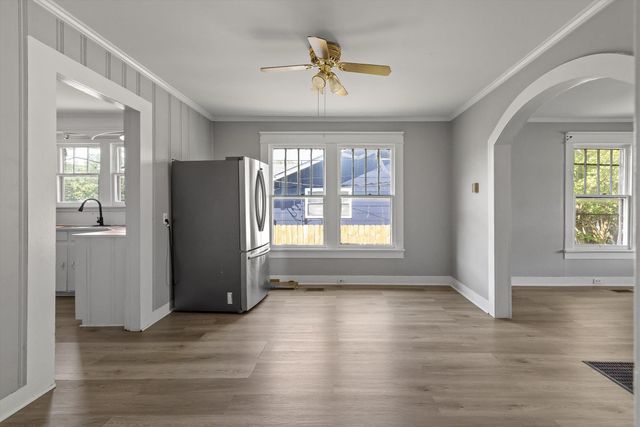 1006 Mcfarland Avenue, Rossville, GA 30741