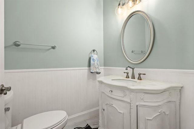 1007 Lillian Lane, Galveston, TX 77554