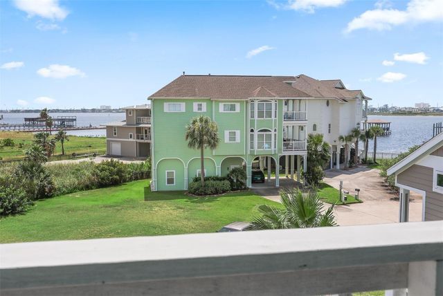 1007 Lillian Lane, Galveston, TX 77554