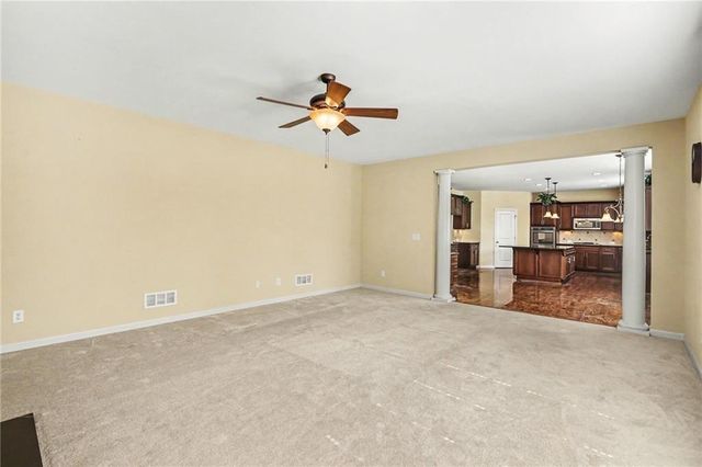 3247 Walnut Ridge, Atlanta, GA 30349