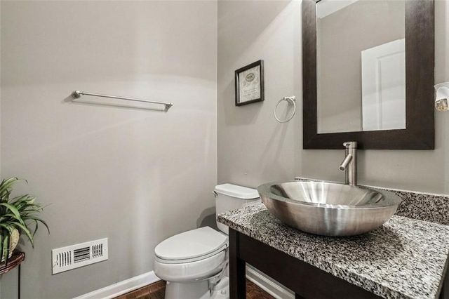 3247 Walnut Ridge, Atlanta, GA 30349