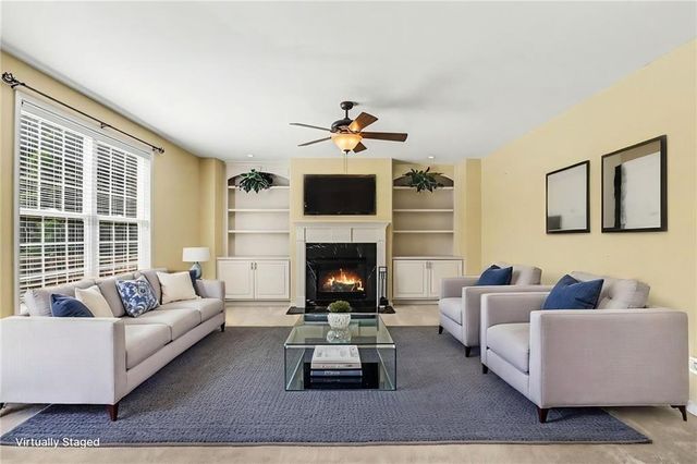3247 Walnut Ridge, Atlanta, GA 30349