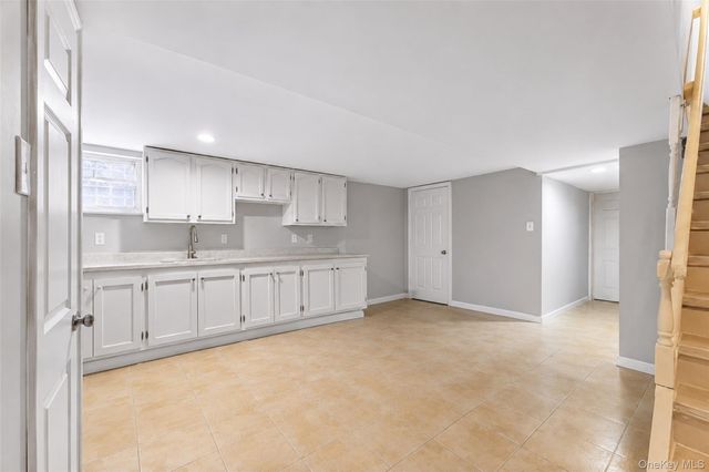 6511 175th Street, Fresh Meadows, NY 11365