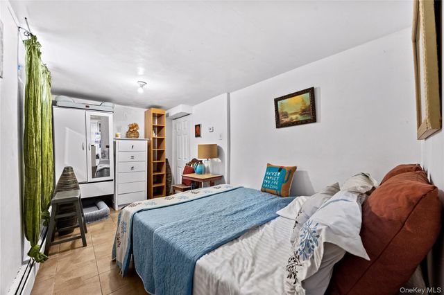 6511 175th Street, Fresh Meadows, NY 11365