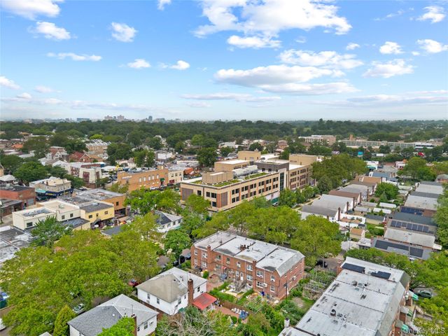 6511 175th Street, Fresh Meadows, NY 11365