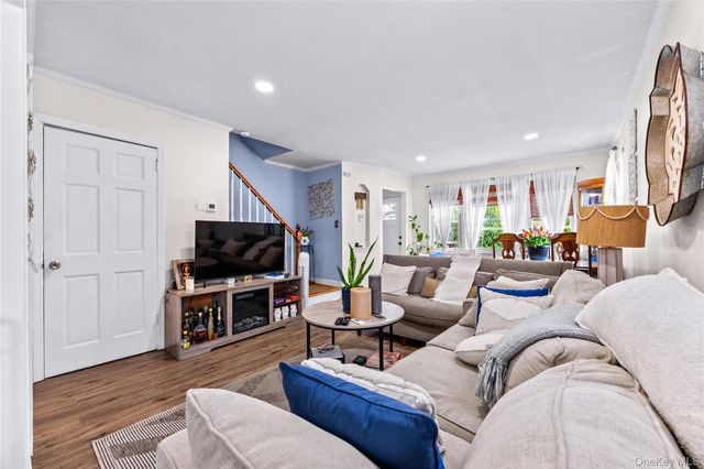 6511 175th Street, Fresh Meadows, NY 11365
