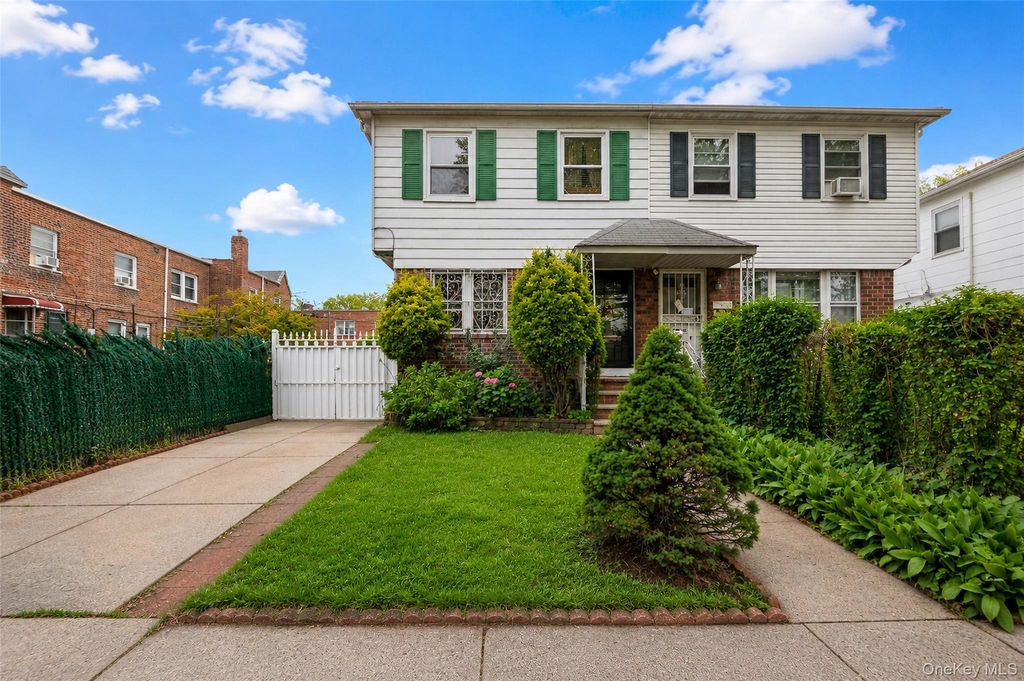 6511 175th Street, Fresh Meadows, NY 11365 — photo 2