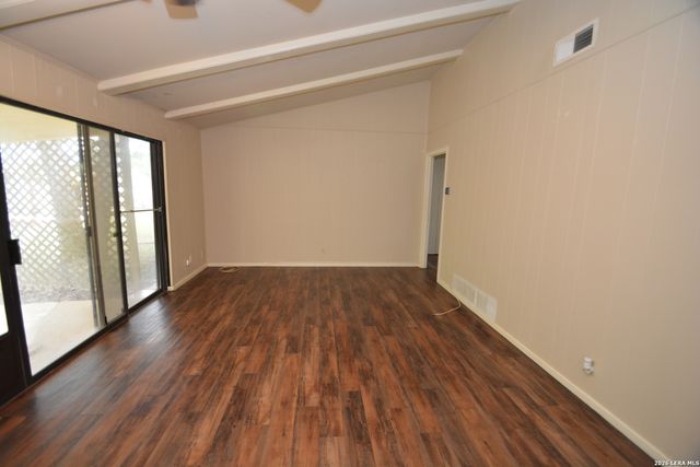 823 Highgate, Universal City, TX 78148