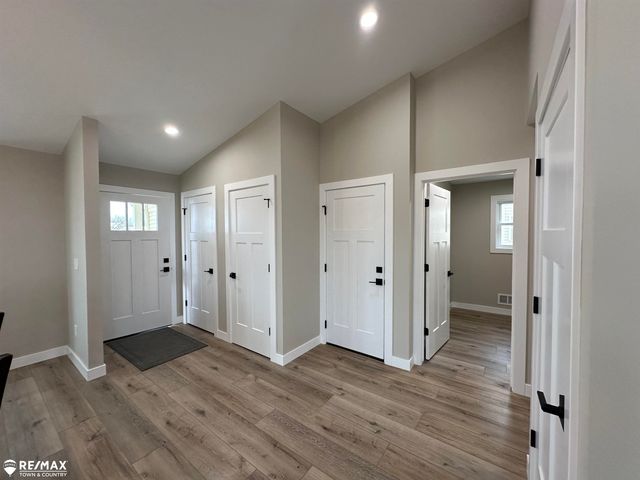 1430 Mallard Circle, Owosso, MI 48867