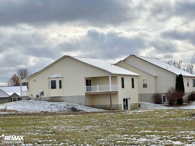 1430 Mallard Circle, Owosso, MI 48867