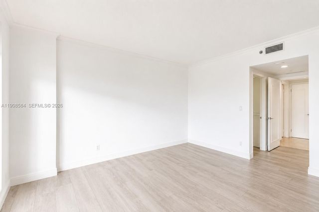 2000 Island Boulevard 1710, Aventura, FL 33160