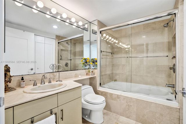2000 Island Boulevard 1710, Aventura, FL 33160