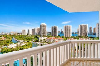 2000 Island Boulevard 1710, Aventura, FL 33160
