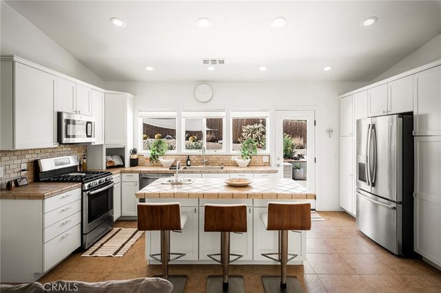 7573 Cardillo, Yucca Valley, CA 92284