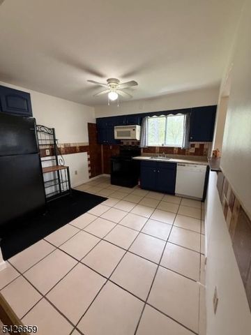 355 Lake Shore South F, Montague Twp., NJ 07827
